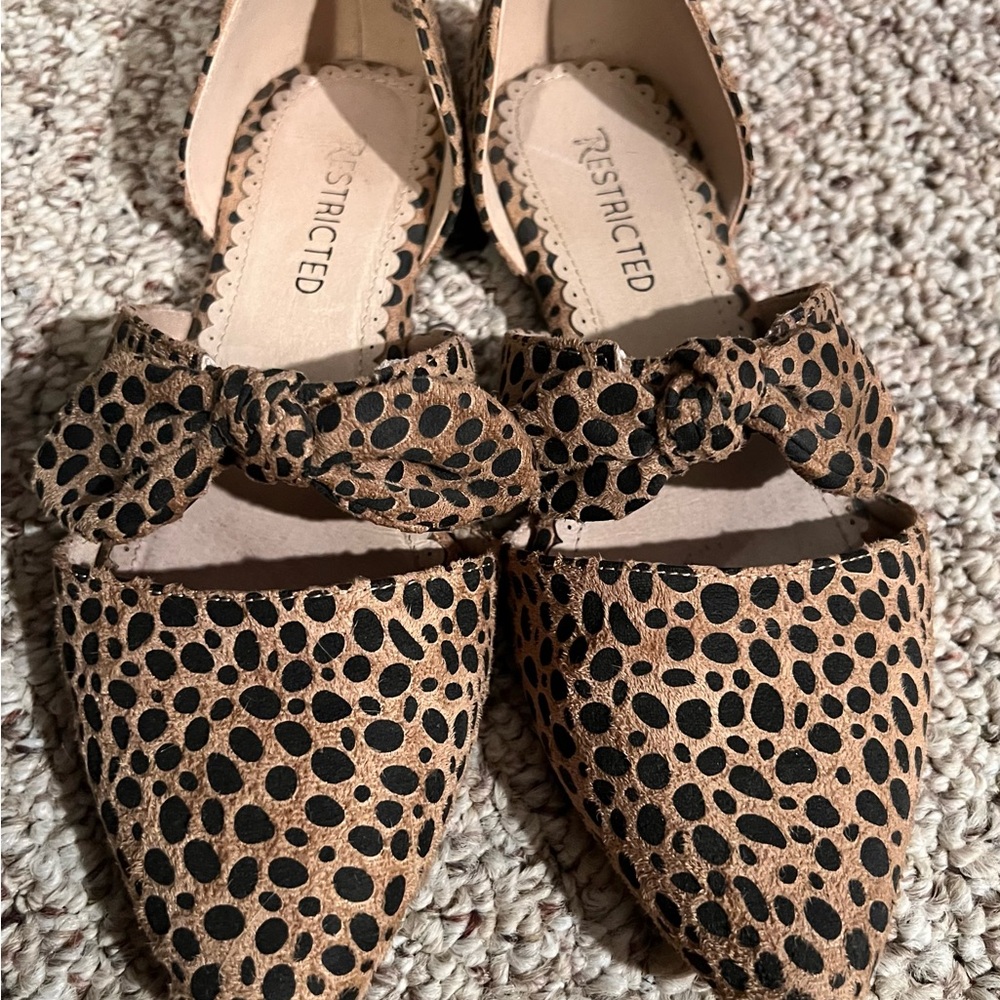 Restricted Women's Leopard Print Flats